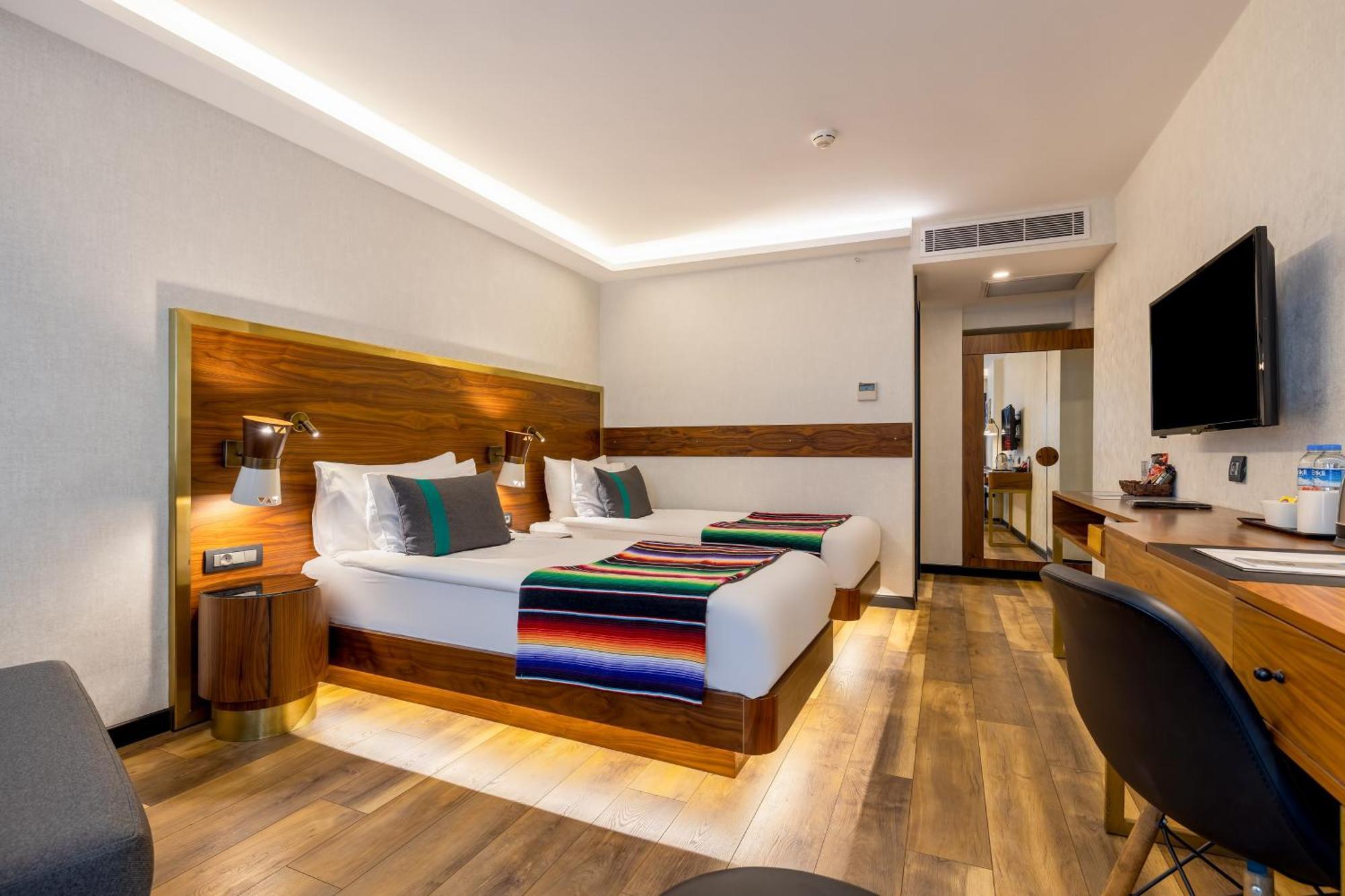 Hay Hotel Alsancak Esmirna Exterior foto