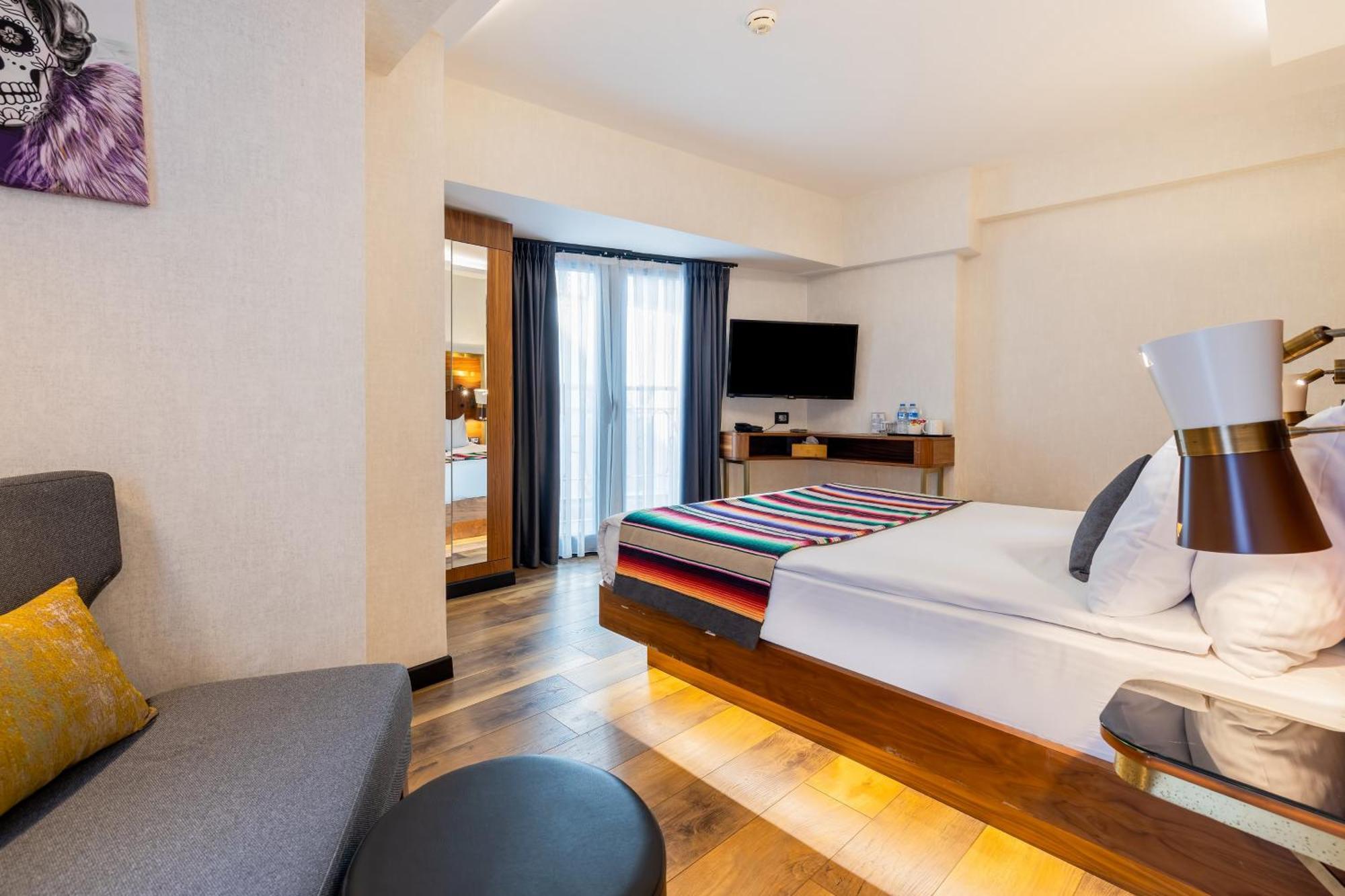 Hay Hotel Alsancak Esmirna Exterior foto