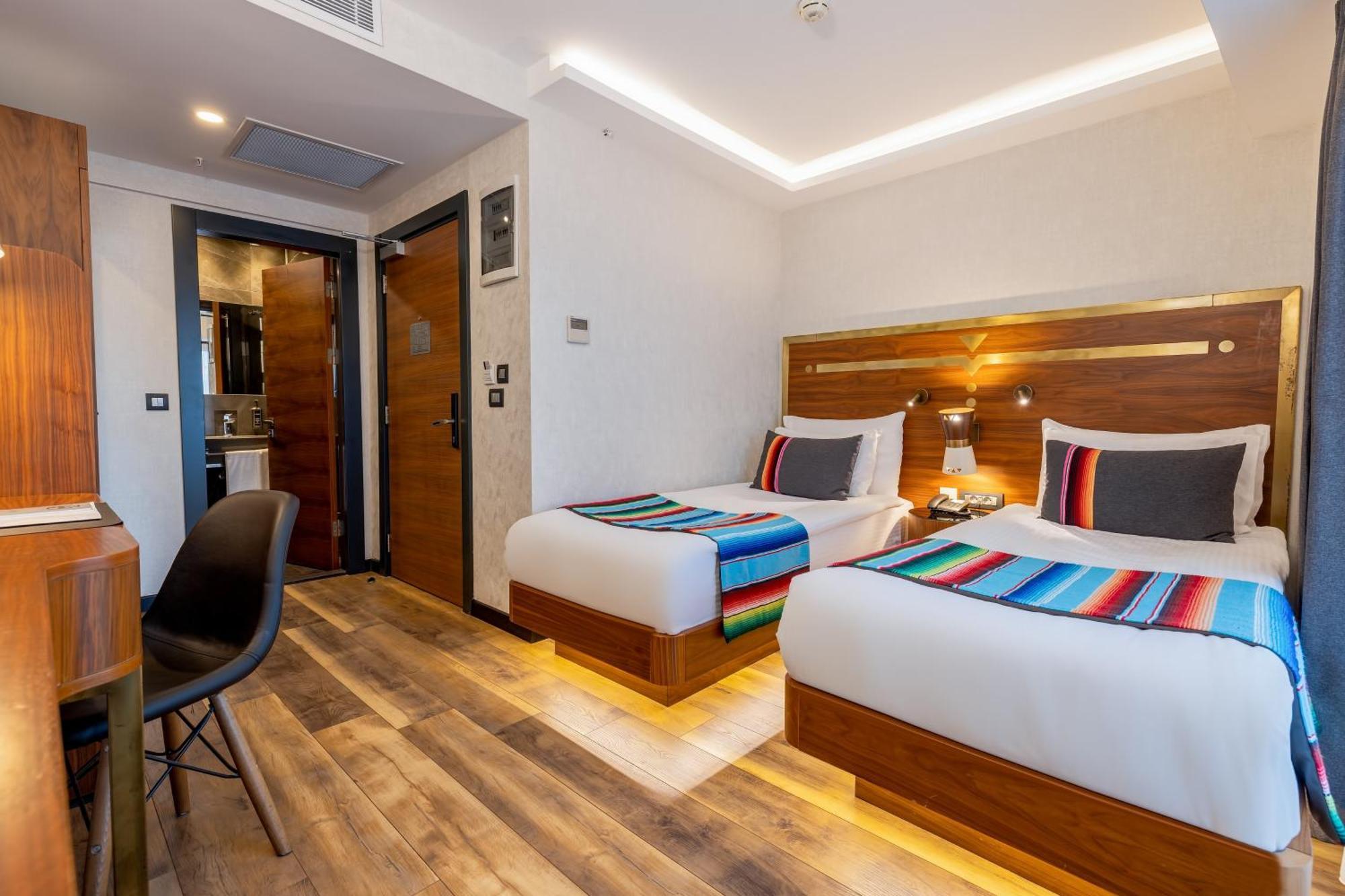 Hay Hotel Alsancak Esmirna Exterior foto